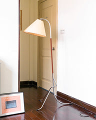 Tripod Arc Free-standing Lamp Floor Lamp