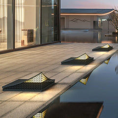 Asian-style Waterproof Outdoor Landscape Decorative Atmosphere Light for Villa Pool Lawn