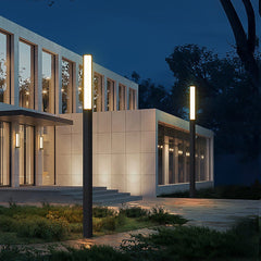 Outdoor Landscape Decorative Lighting Solar Waterproof High Pole Post Lights for Villa Courtyard