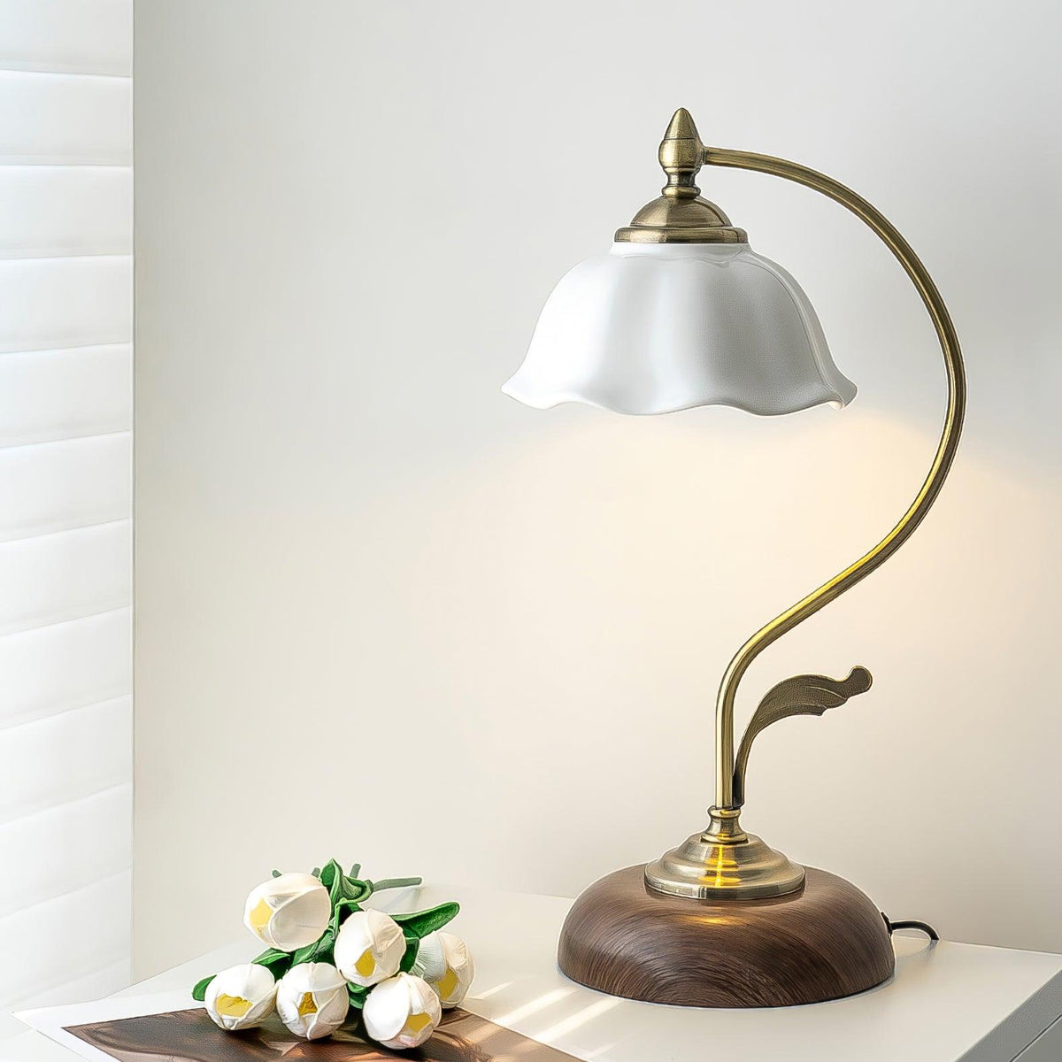 Vintage Laiton Desk lamp Table Lamp